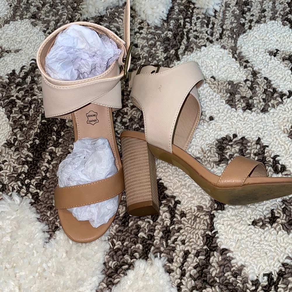 Vici dolls block heel sandals